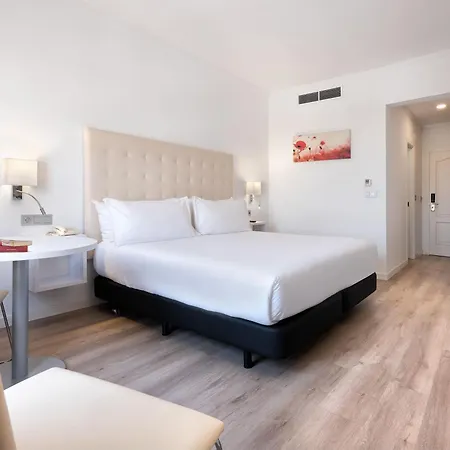 Hotel Melilla Puerto, Affiliated By Melia Exterior photo