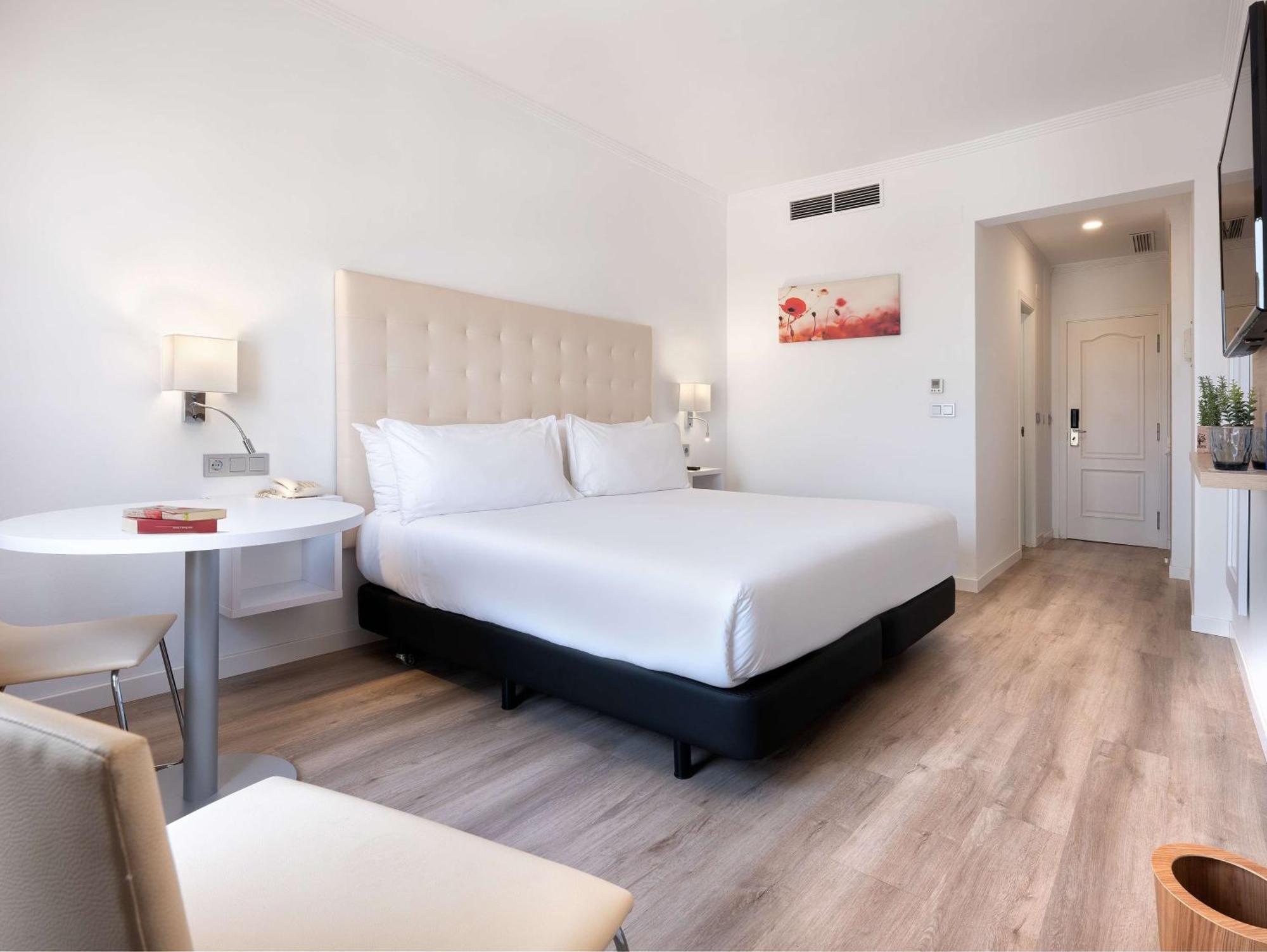 Puerto, Affiliated By Meliá 4* Melilla