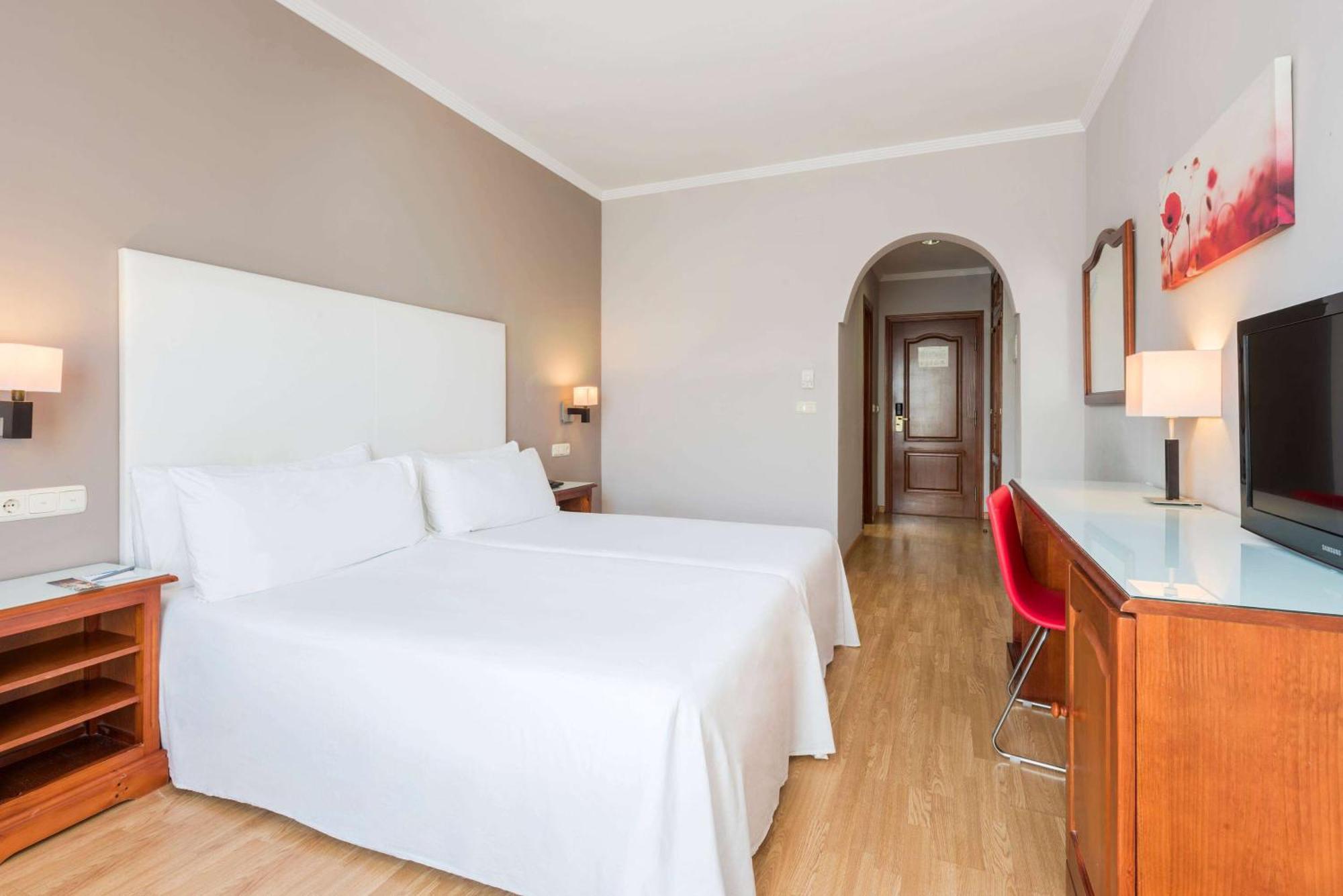 Puerto, Affiliated By Melia Hotel Melilla
