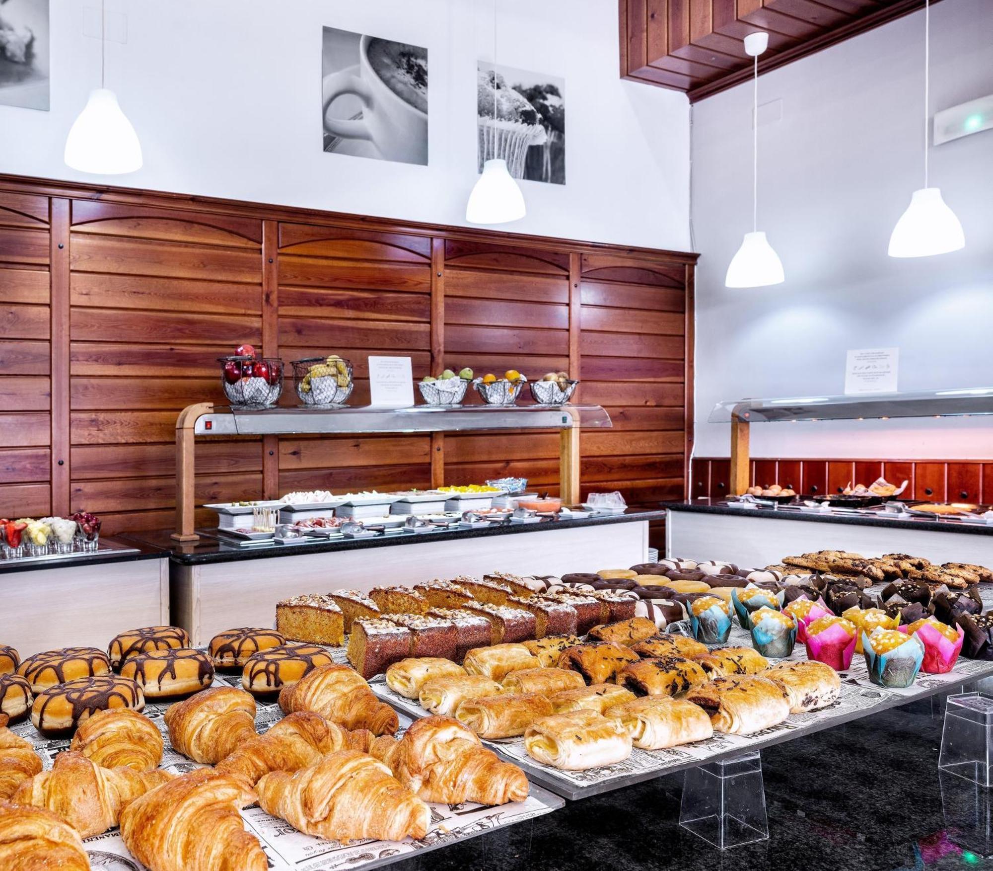 Puerto, Affiliated By Meliá Hotel 4*